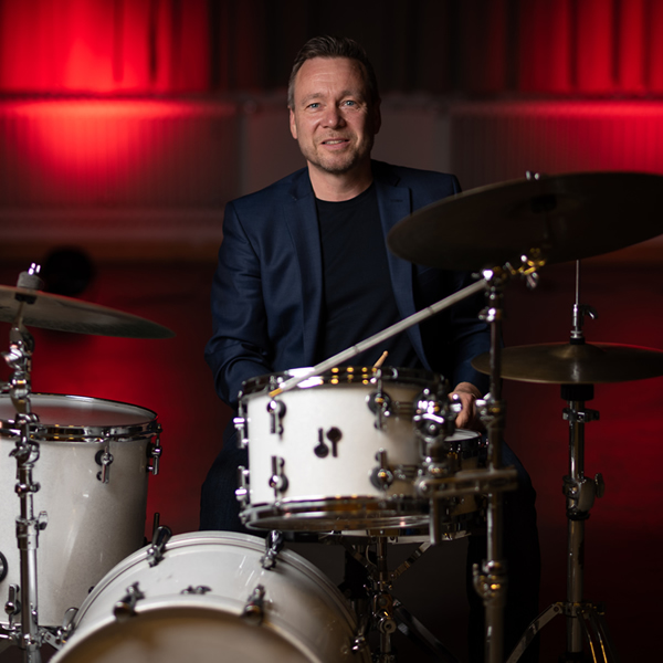 Tommy Richter, Drums / Foto: Chris Day