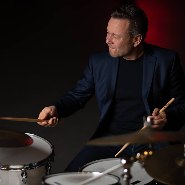 Tommy Richter, Drums / Foto: Chris Day